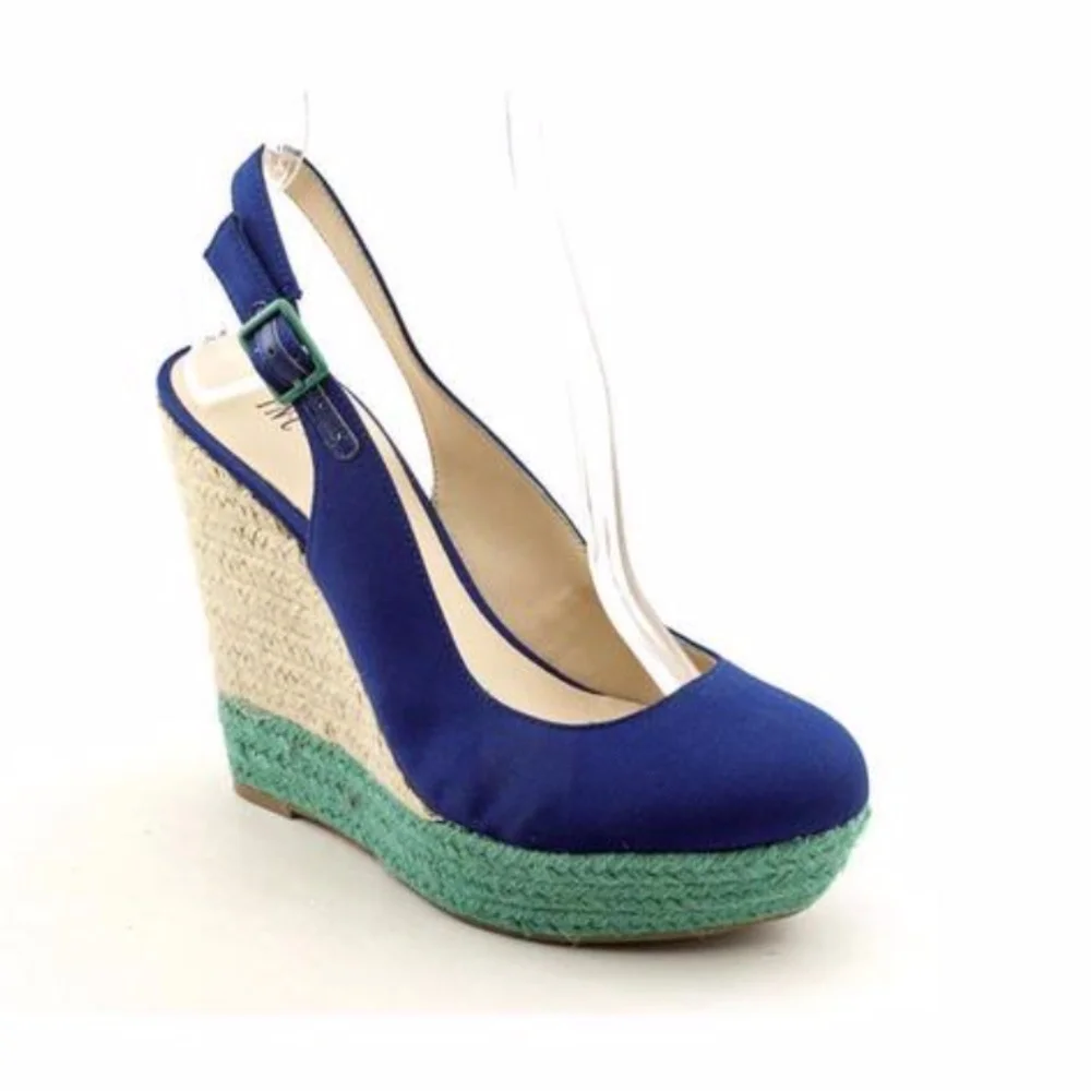 NIB $79 INC International Concepts Women's 'Belvin' Wedges in size 7.5!